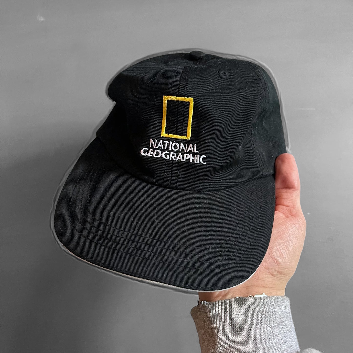 2000s National Geographic cap