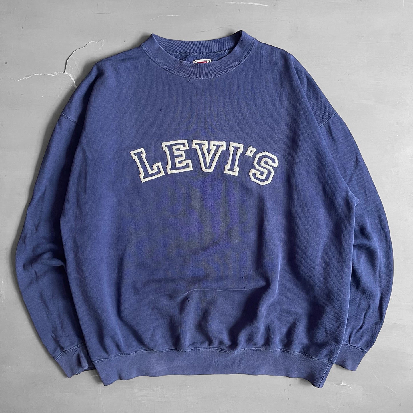1990s Levi’s sweatshirt (L/XL)