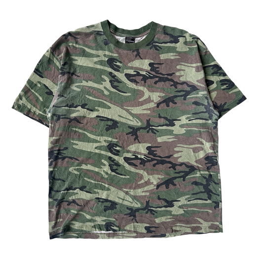2000s Camo forest T-shirt (XL)