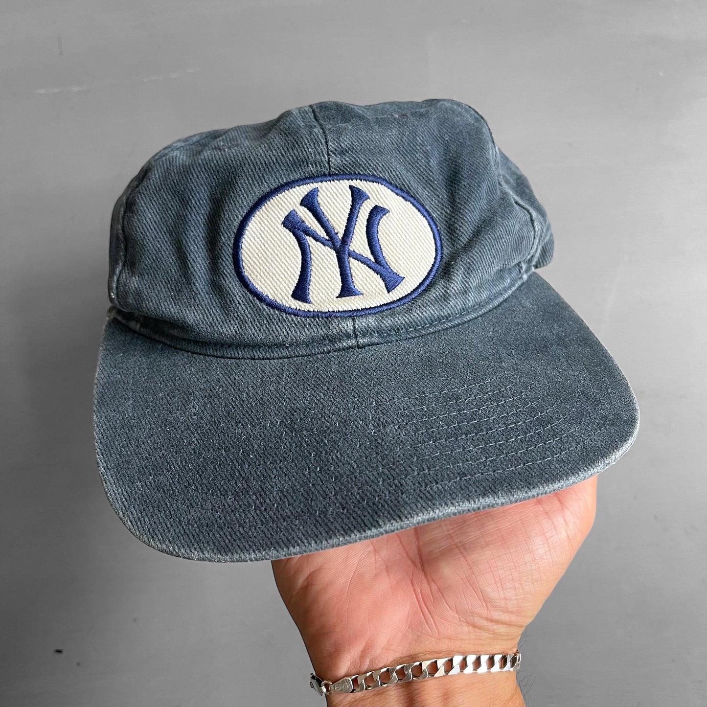 Early 2000s New York Yankees cap