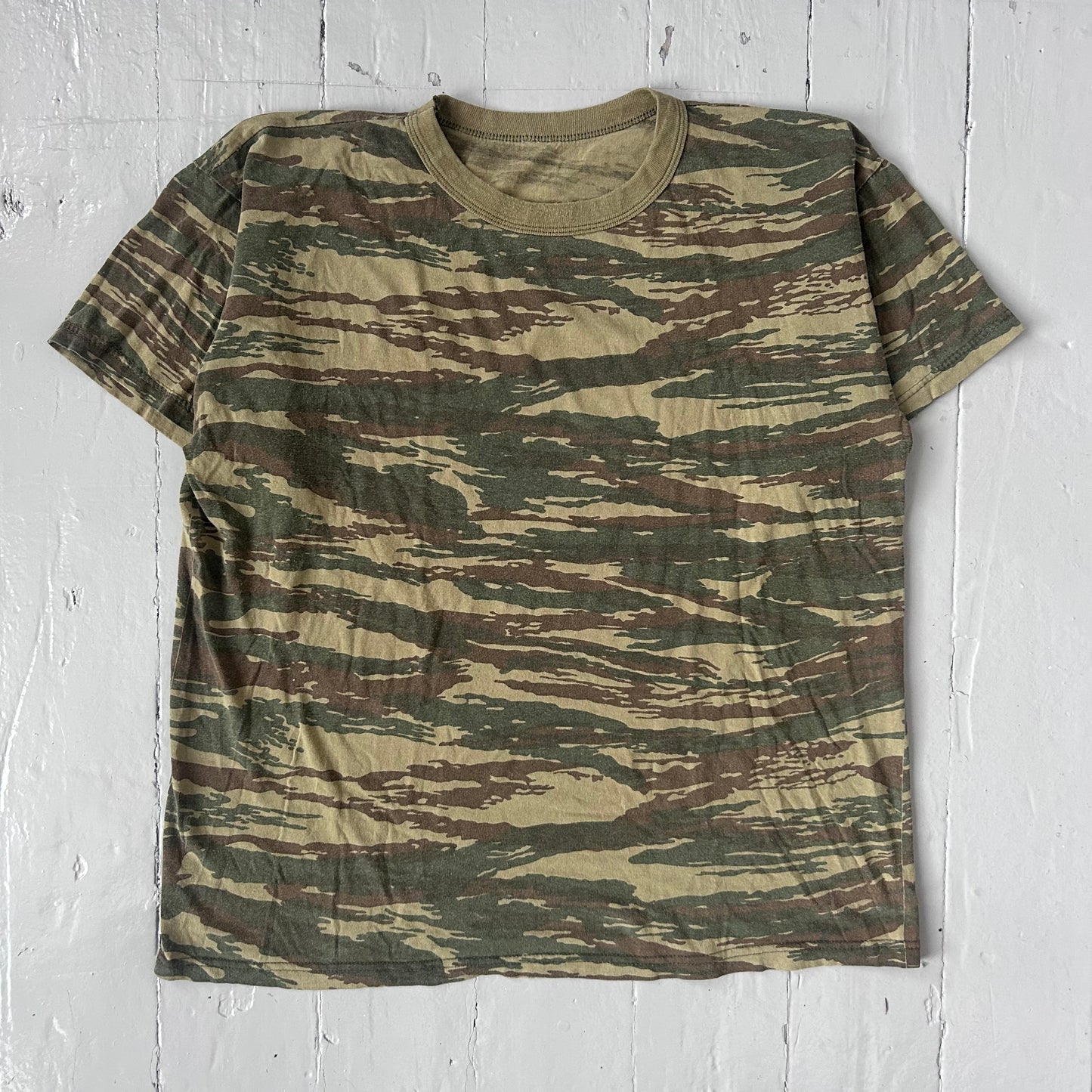 2000s camo dessert T-shirt (M/L)