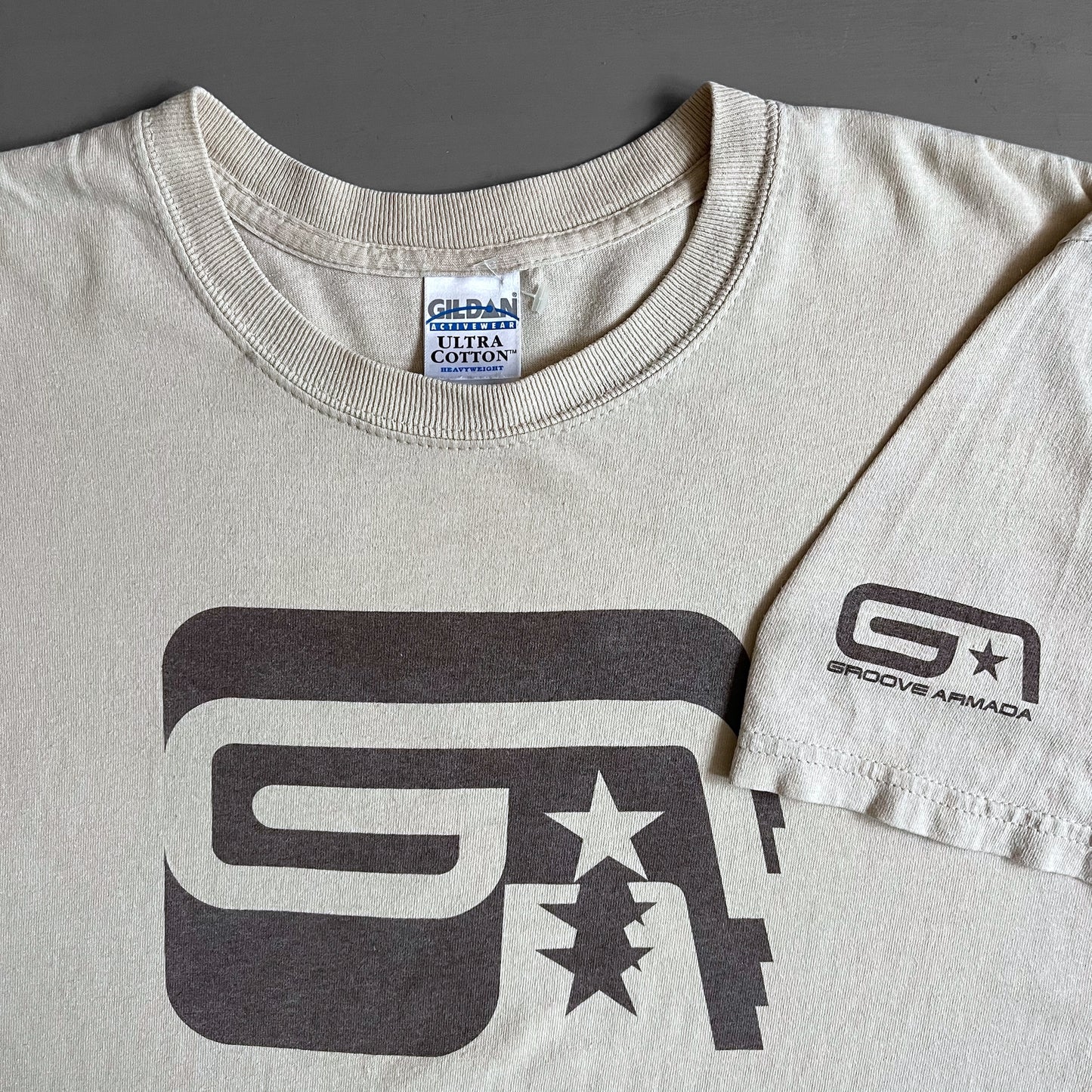 Early 2000s Groove Armada T-shirt (M)