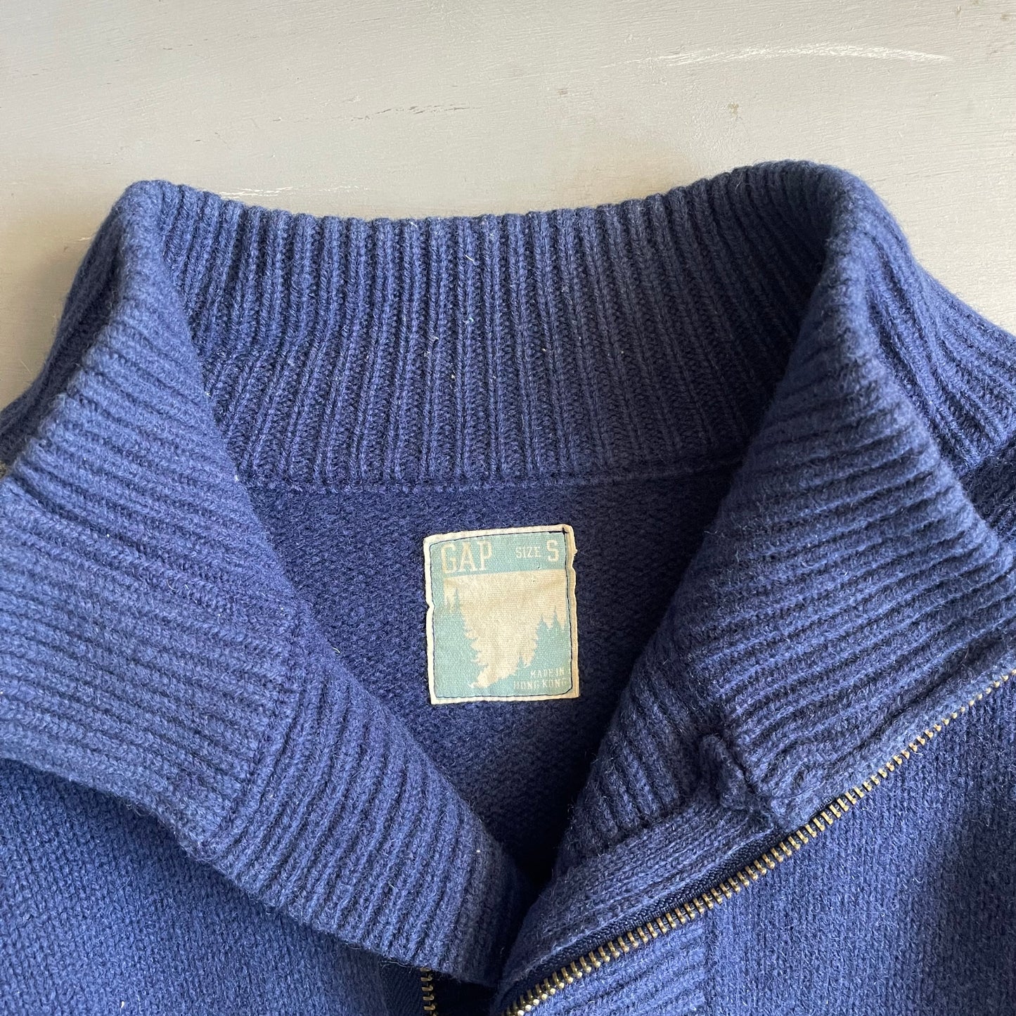 2000s GAP knitted zip jumper (S)