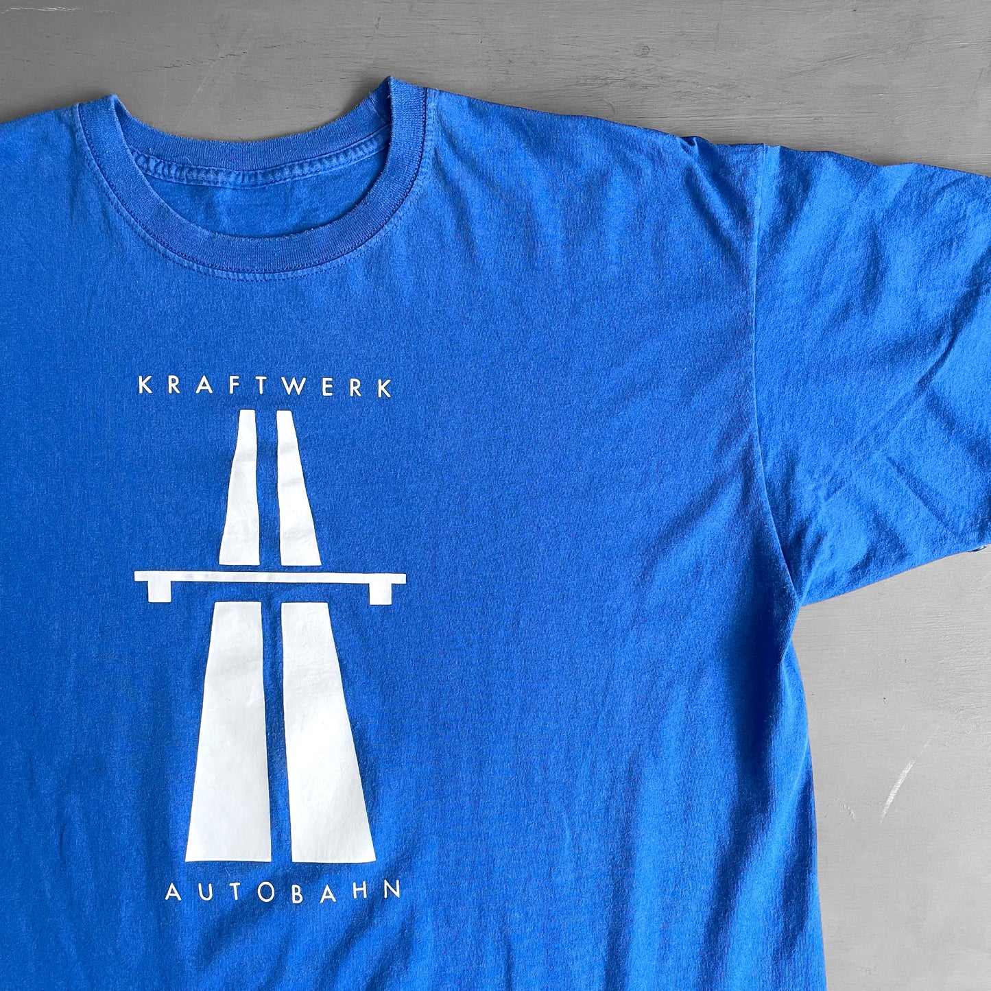 Mid 2000s Kraftwerk autobahn T-shirt (L)