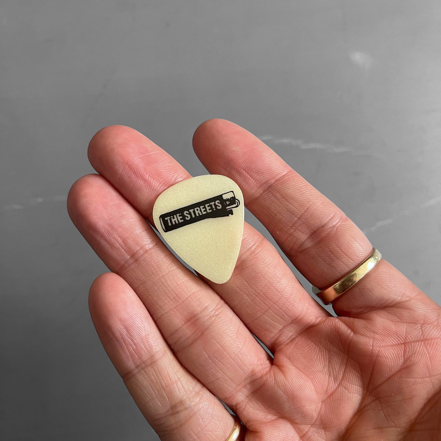 2000s The Streets glow in the dark guitar pick