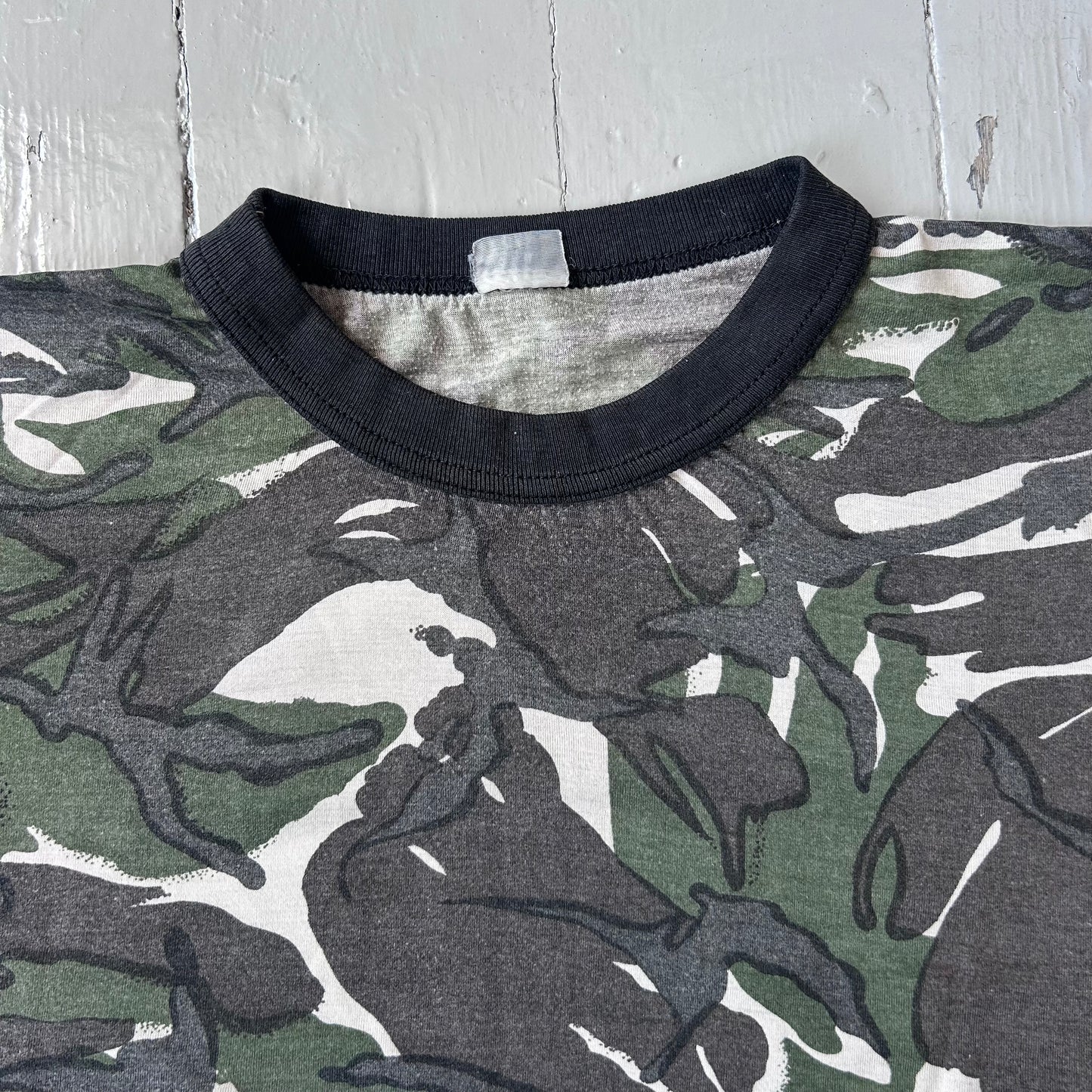 1990s Camo forest T-shirt (L)