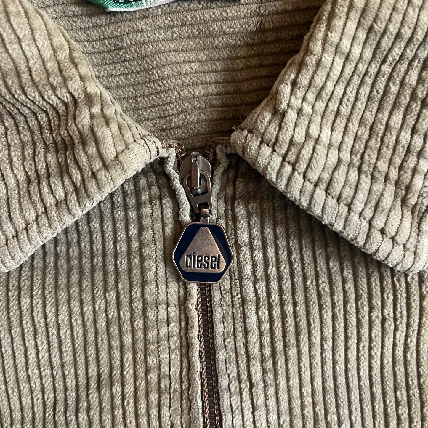 1990s Diesel industry corduroy shirt (XL)