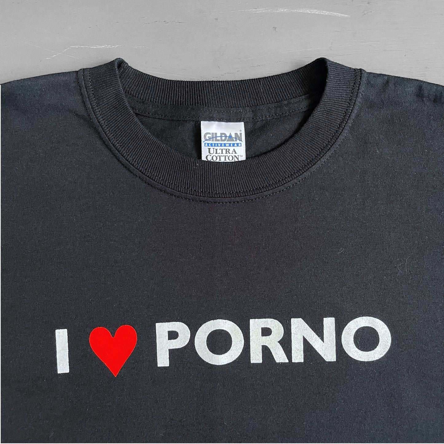 Early 2000s I <3 Porno long sleeve T-shirt (M)