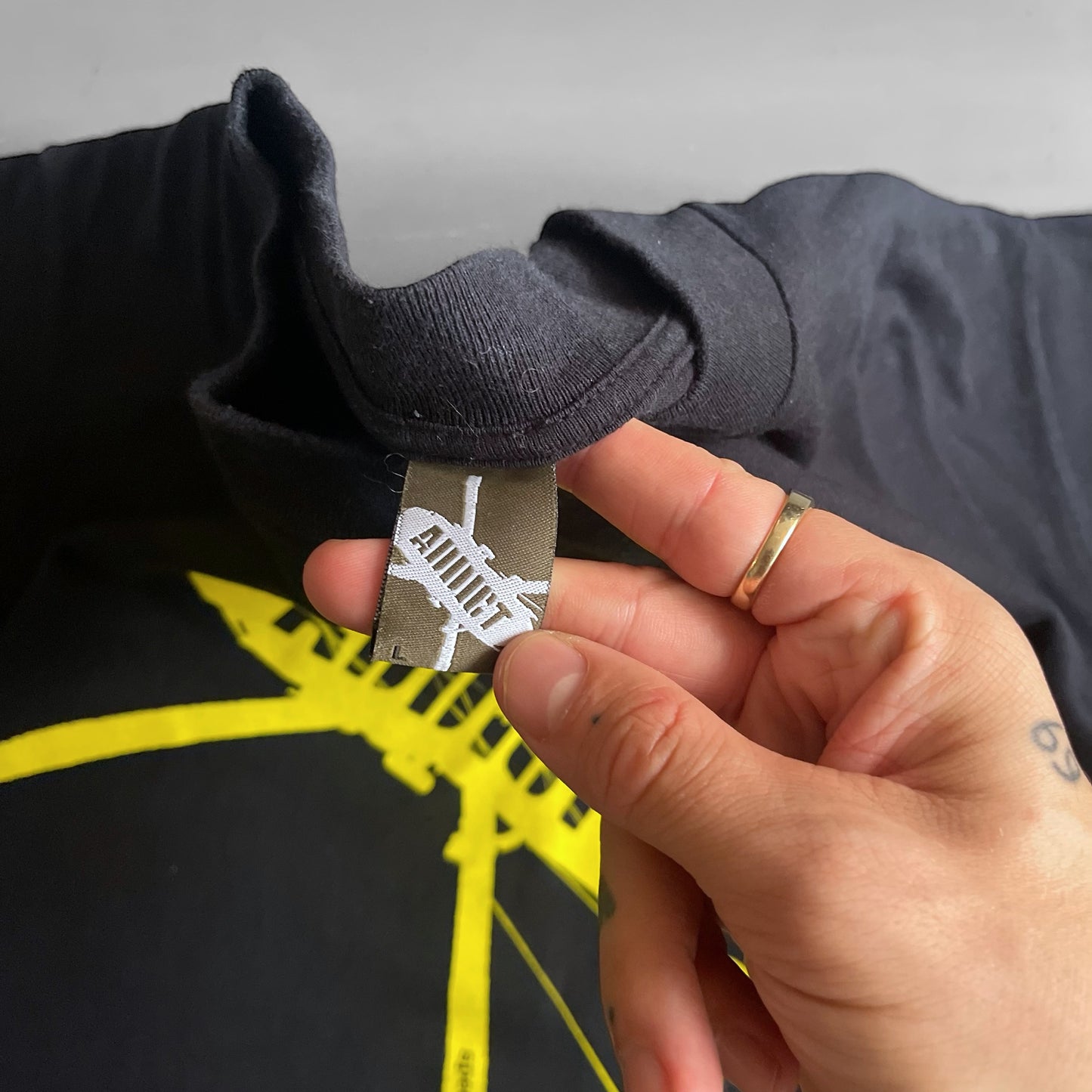 2004 Addict T-shirt (L)