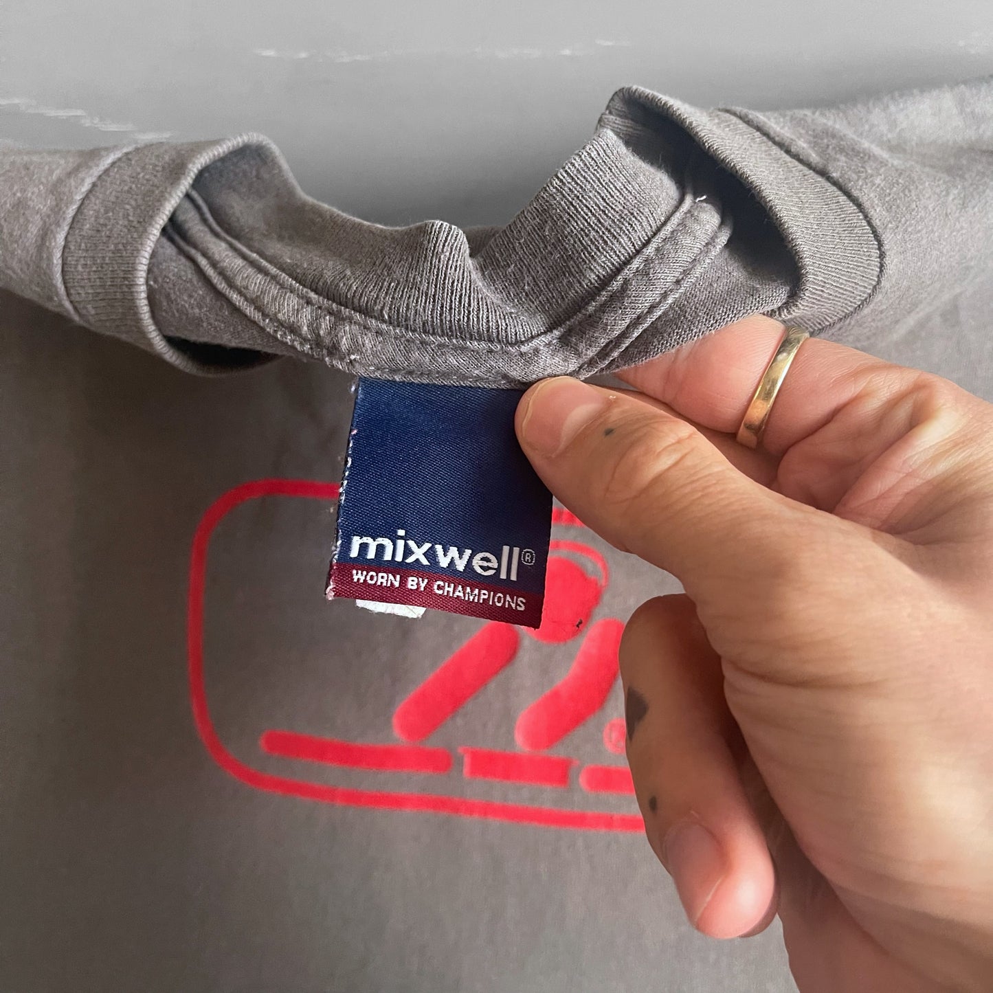 2000s Mixwell DJ T-shirt (L)