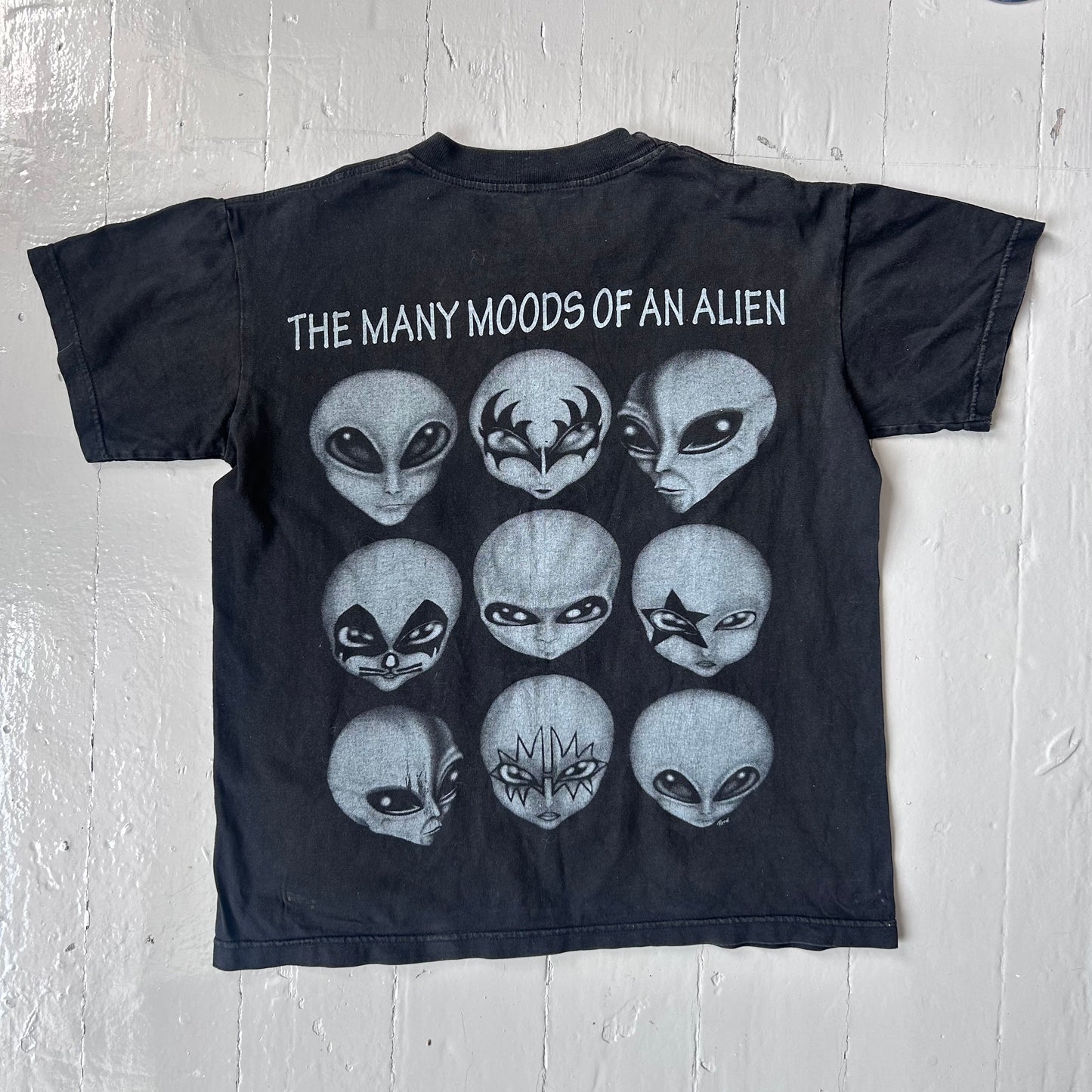 1990s the many moods of an Alien T-shirt (S)