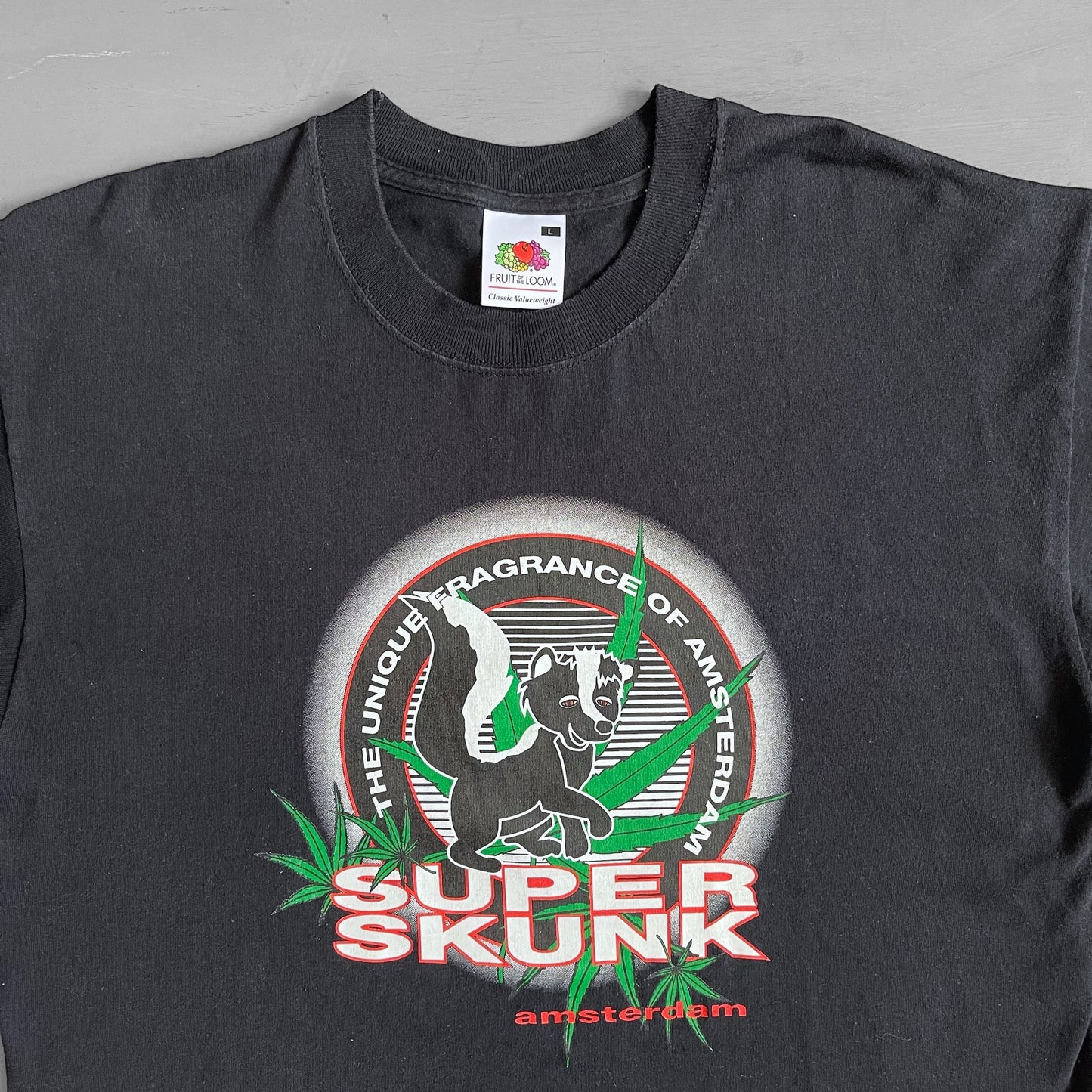 Early 2000s Super Skunk T-shirt (L)