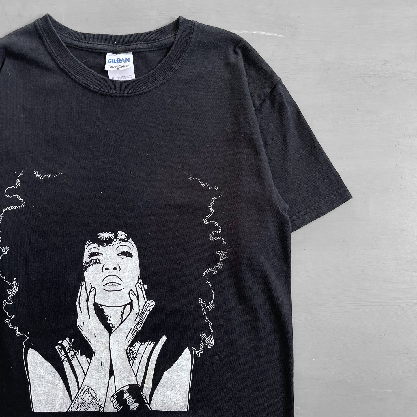 Mid 2000s Erykah Badu T-shirt (S)