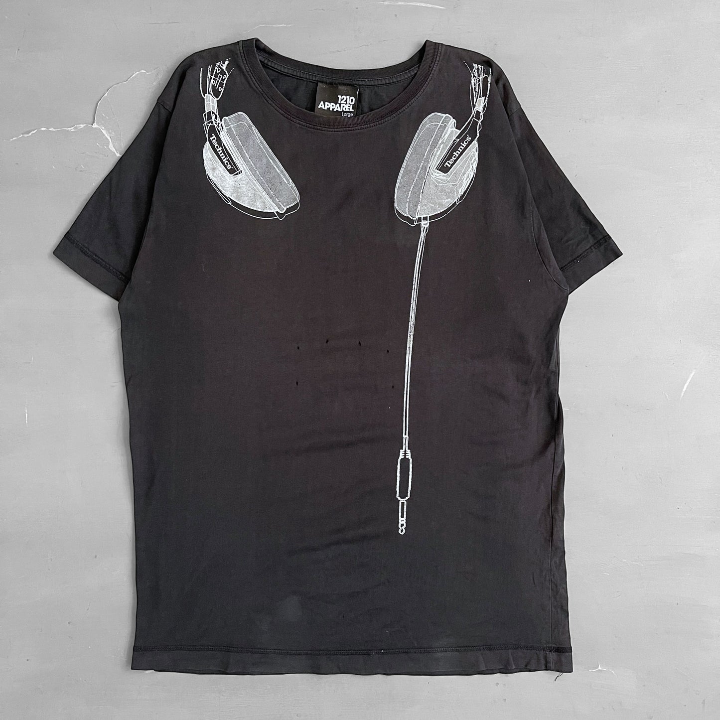 2000s Technics headphones T-shirt (M/L)