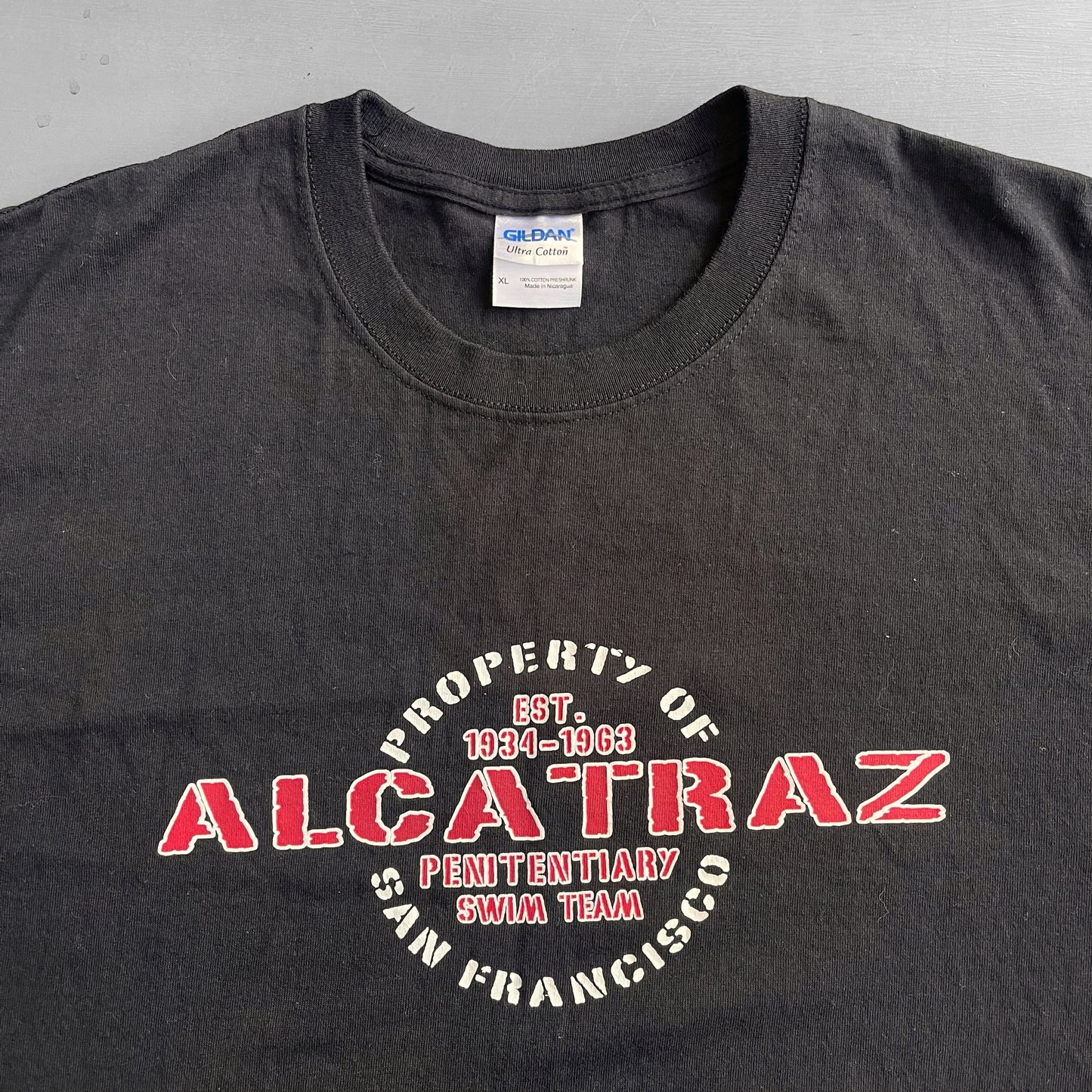 2000s Alcatraz swim team T-shirt (XL)