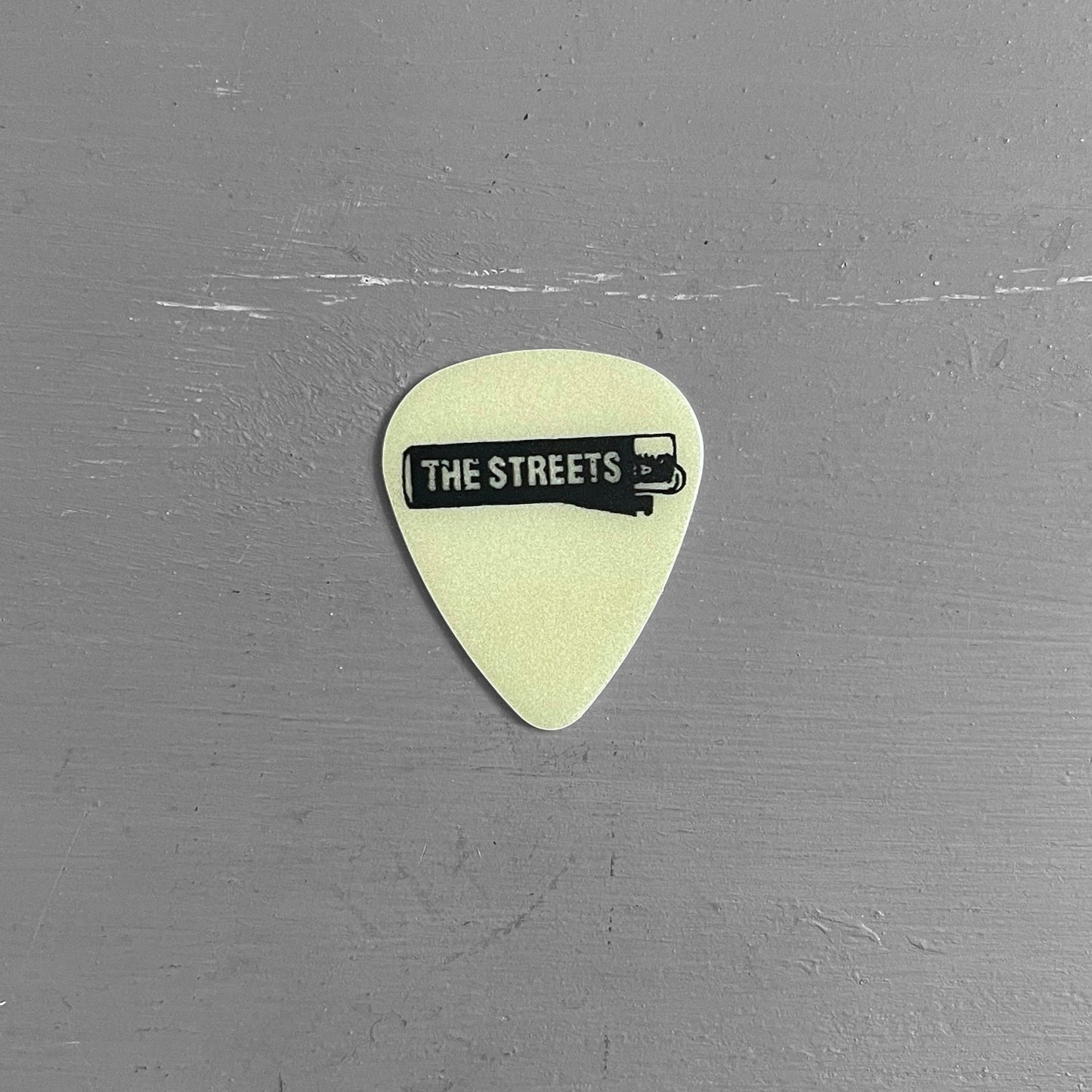 2000s The Streets glow in the dark guitar pick