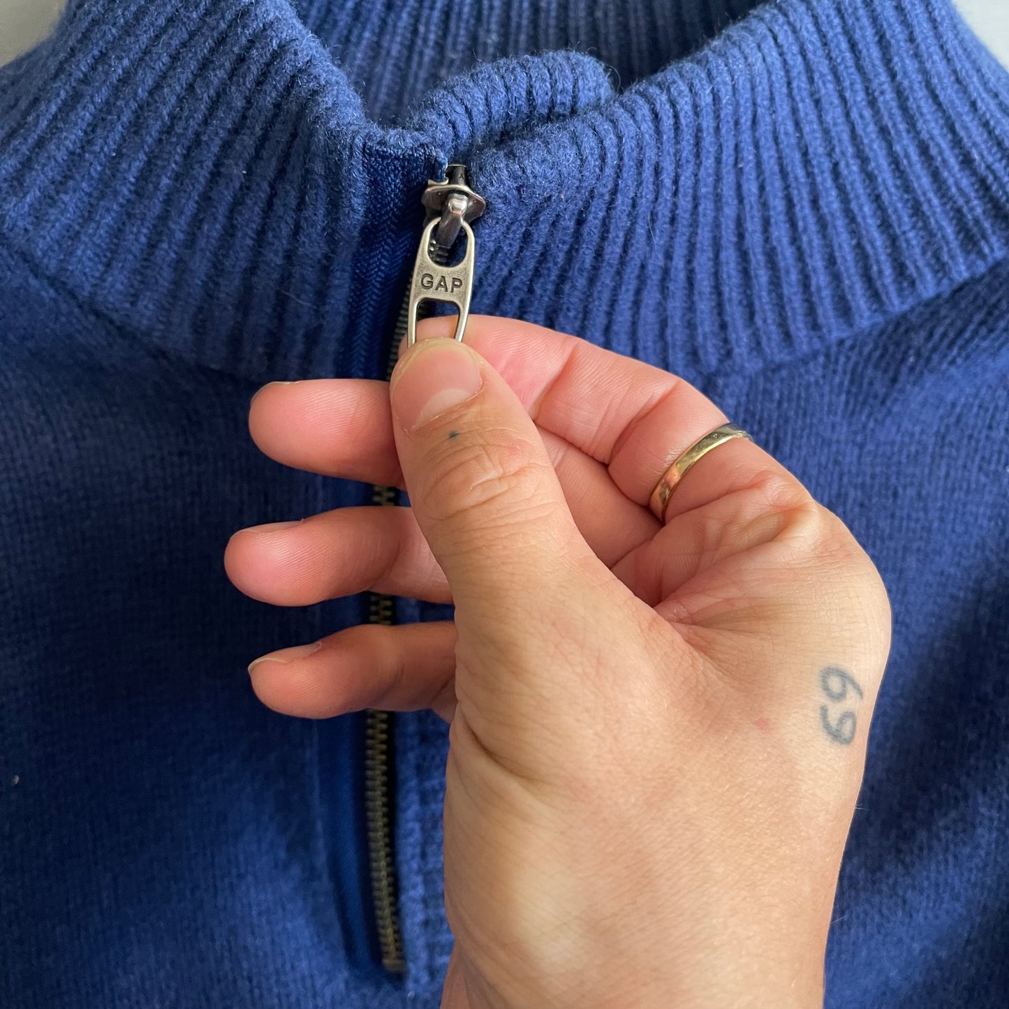 2000s GAP knitted zip jumper (S)