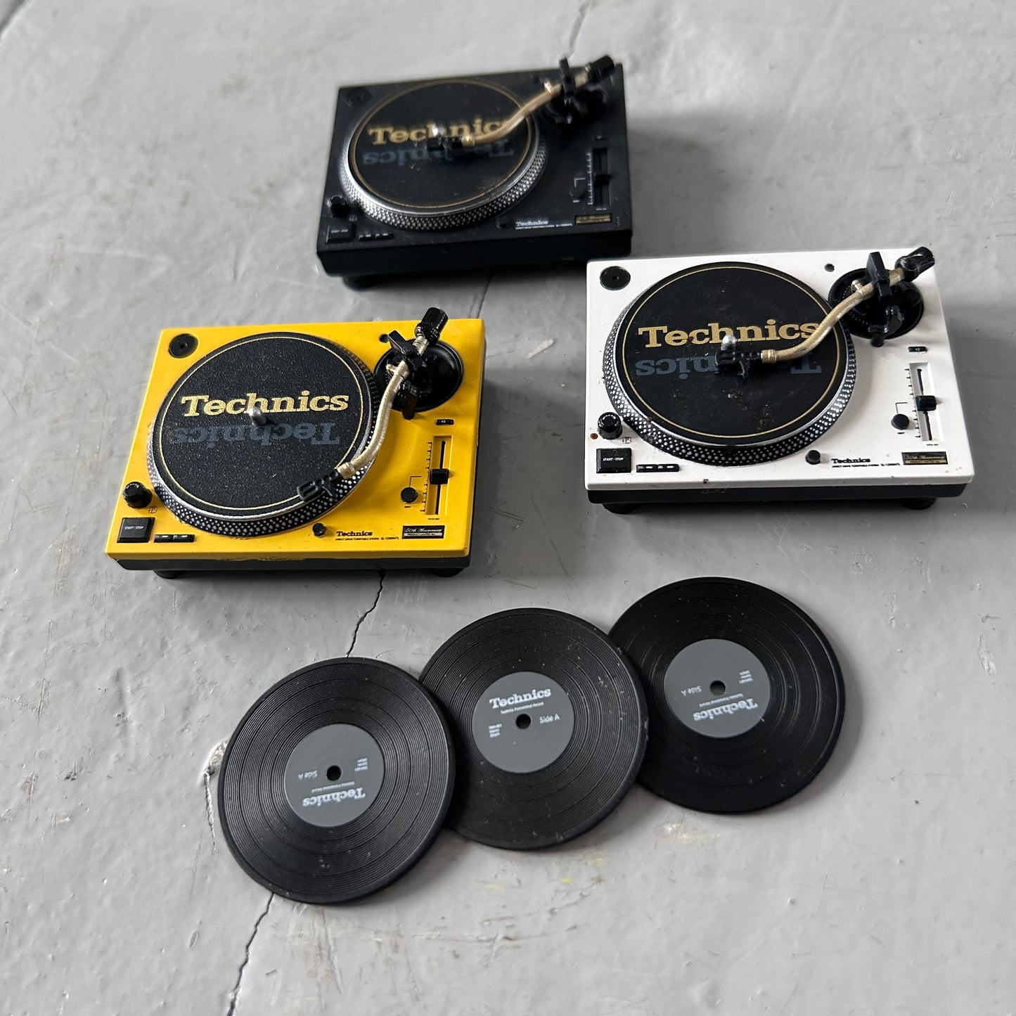 X3 Technics miniature turntables