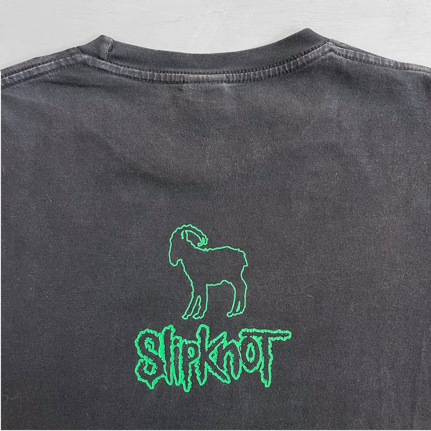 Early 2000s Slipknot T-shirt (S/M)