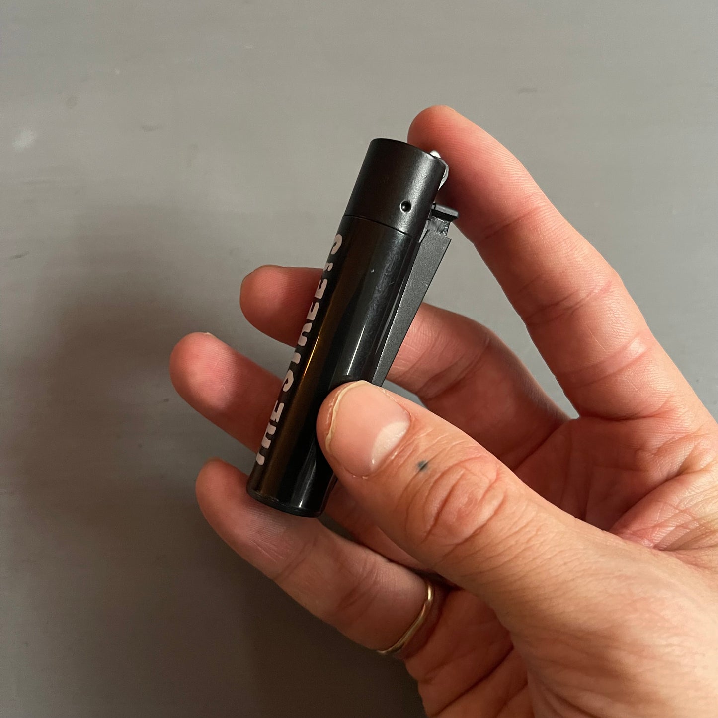 The Streets clipper lighter