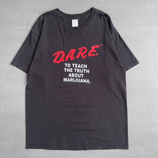 2003 Dare to teach the truth about marijuana T-shirt (L)