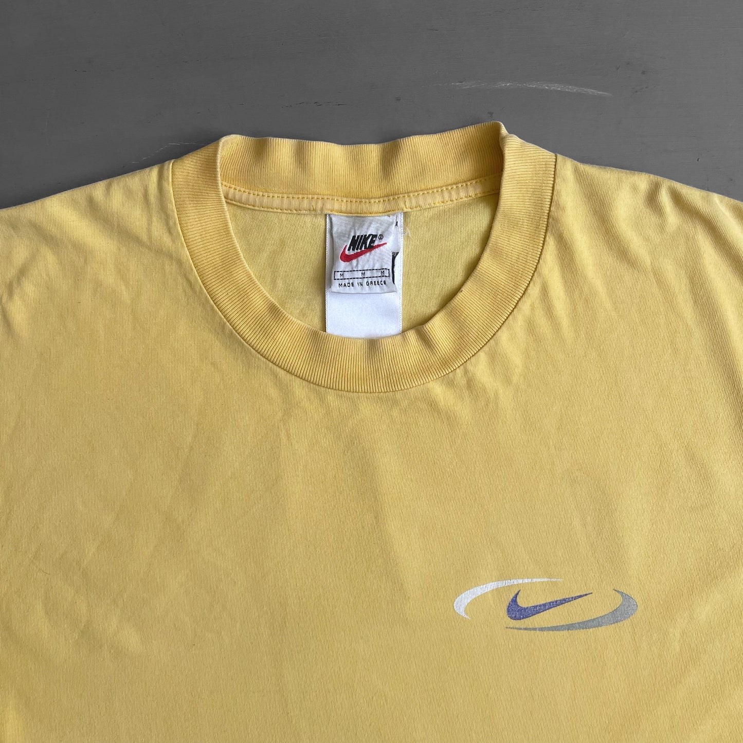1990s NIKE T-shirt (M)
