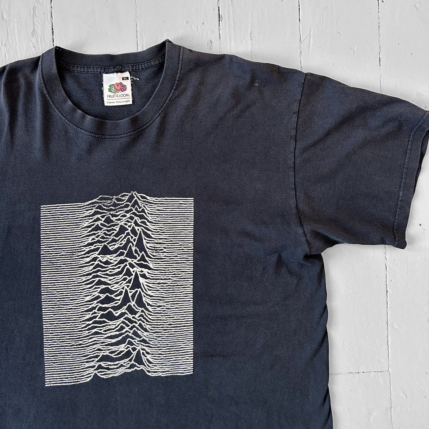 Early 2000s Joy Division T-shirt (L/XL)