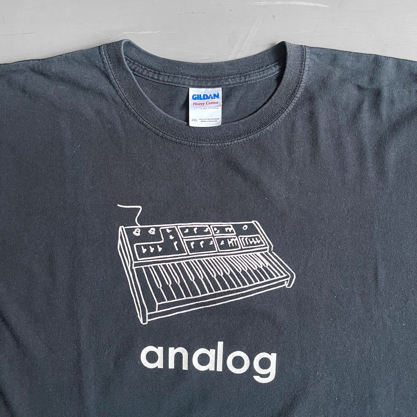 Mid 2000s analog T-shirt (XXL)