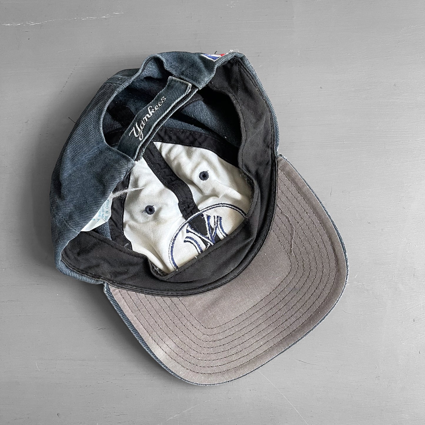 Early 2000s New York Yankees cap