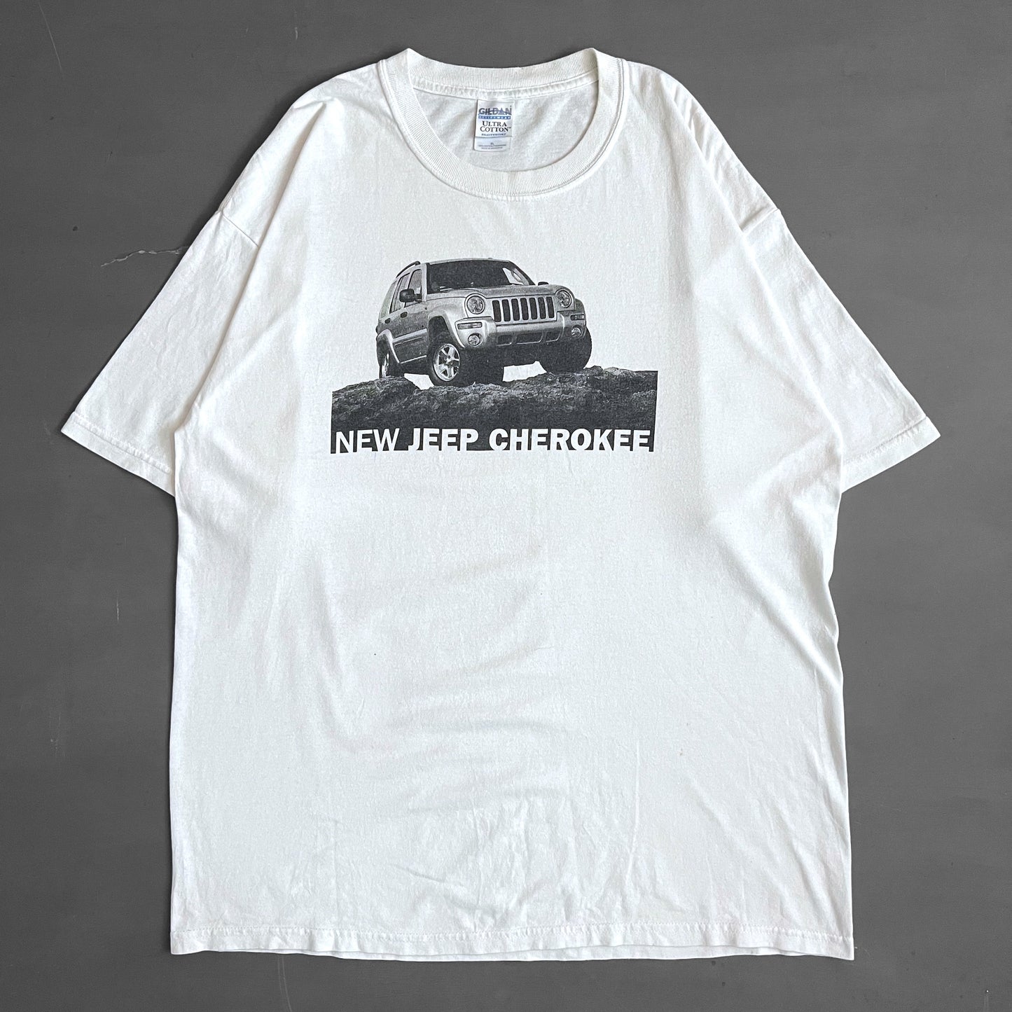 2000s JEEP Cherokee T-shirt (XL)