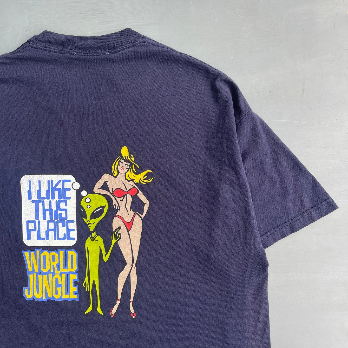 1990s world jungle Alien T-Shirt (L)