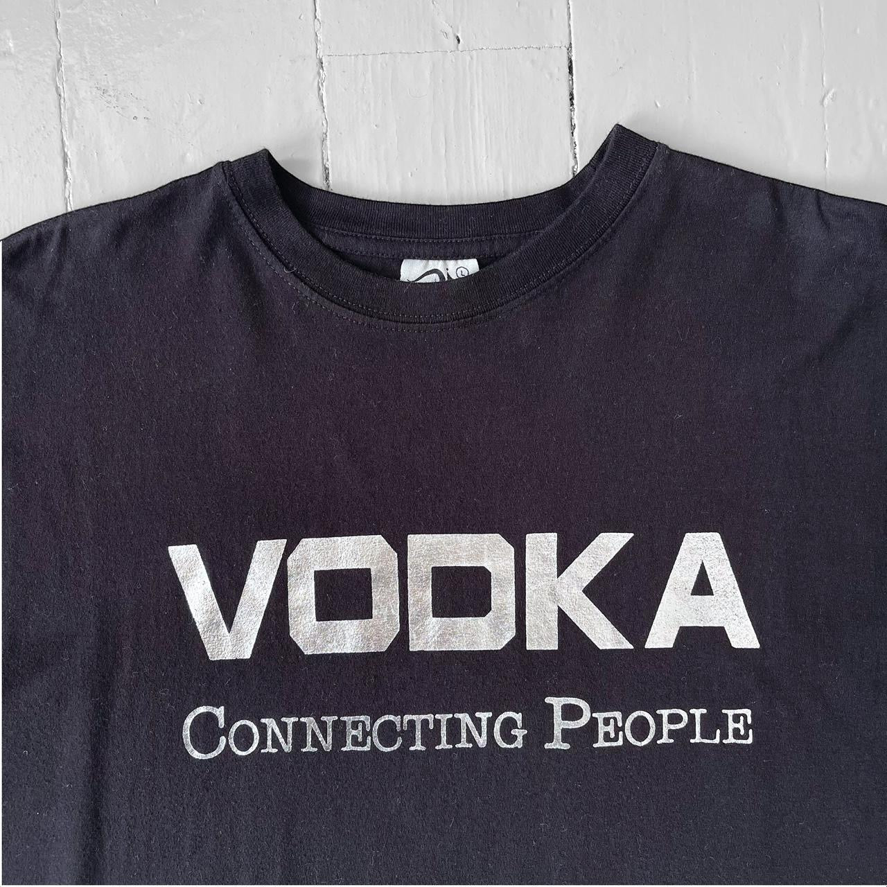 Early 2000s VODKA connecting people T-shirt