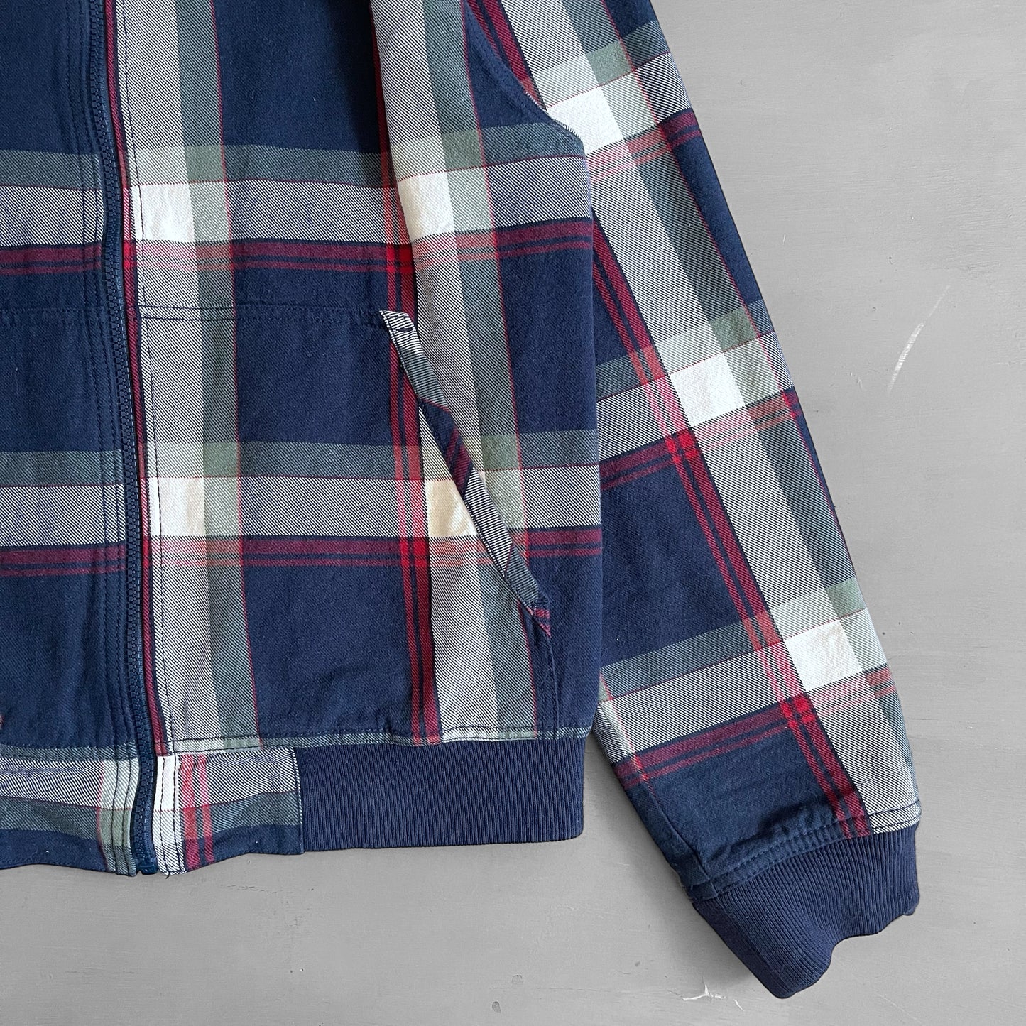 1990s Levi’s reversible plaid hoodie (M/L)