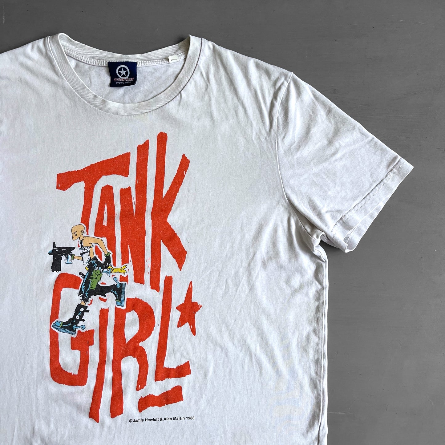 2000s Tank Girl T-shirt (L)