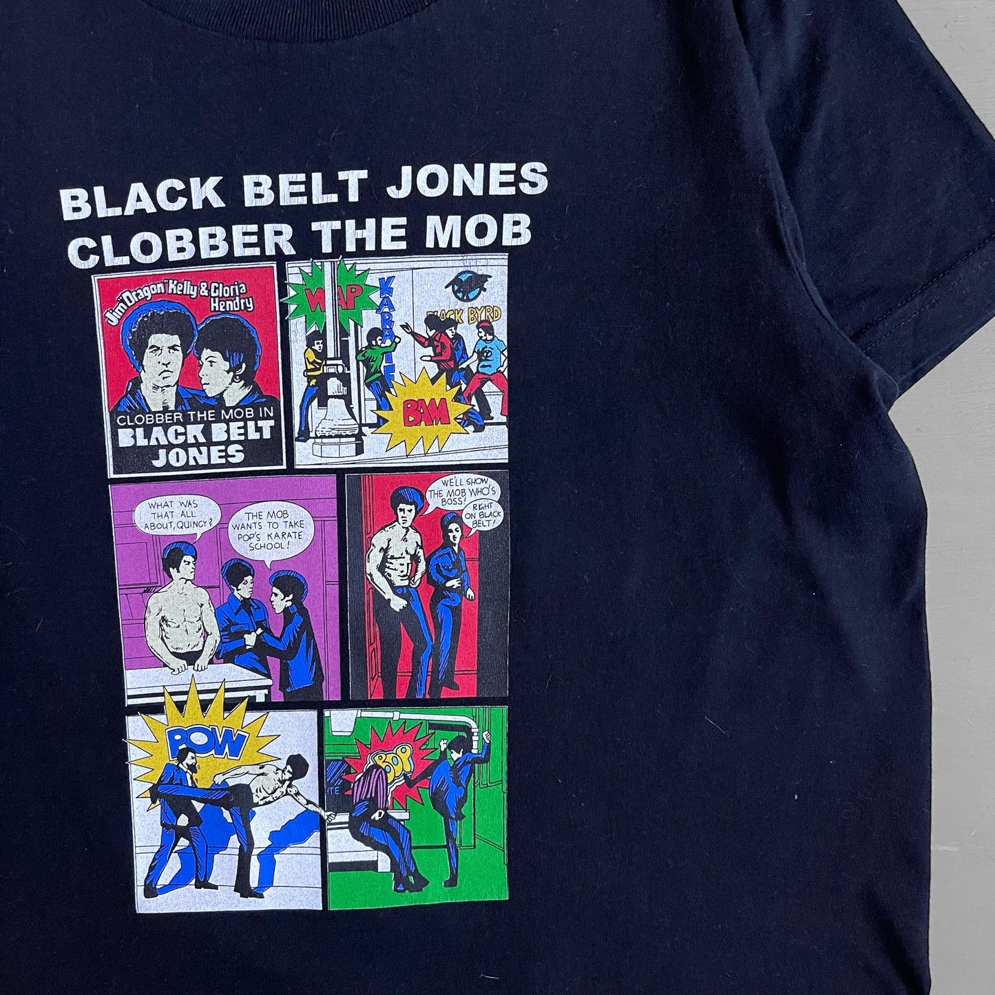2000s Black belt jones clobber mob comic T-shirt (S/M)