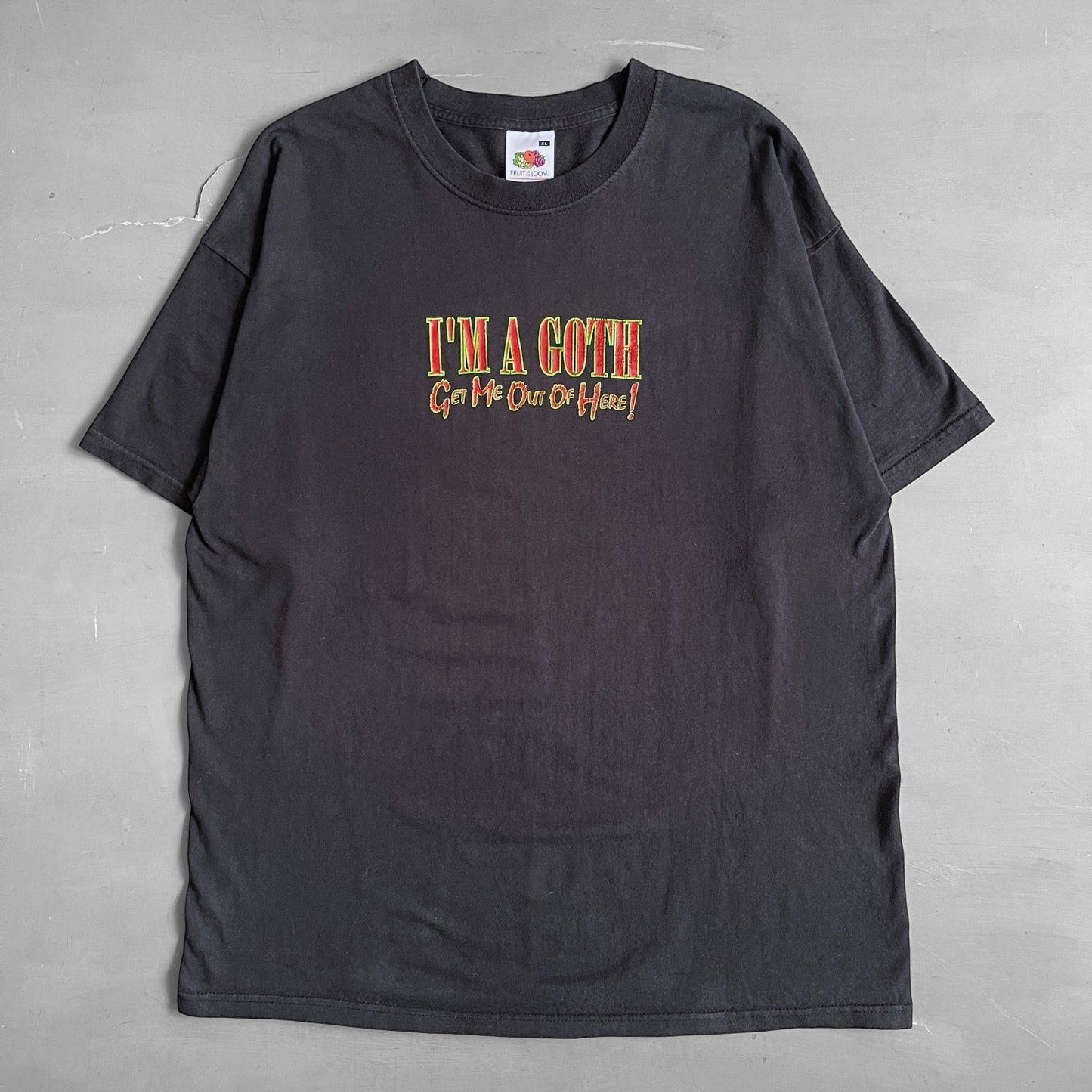 2000s I’m a Goth get me out of here T-shirt (XL)