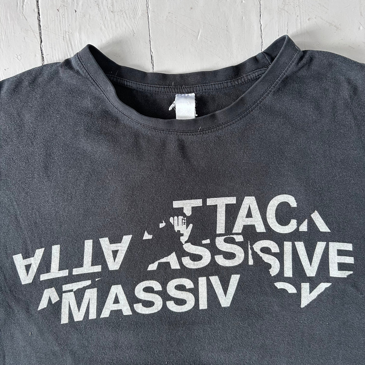 2016 Massive Attack T-shirt (M)