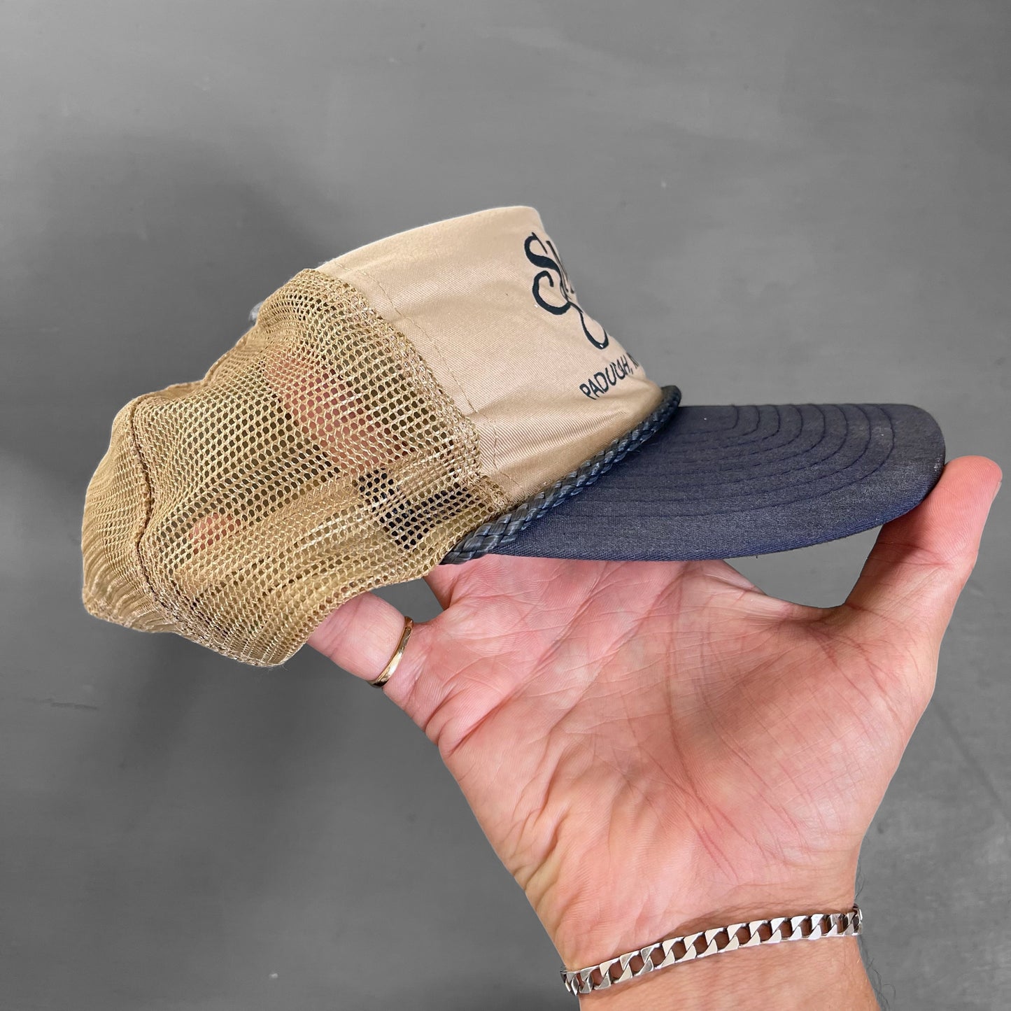 1990s Smoke shop cap