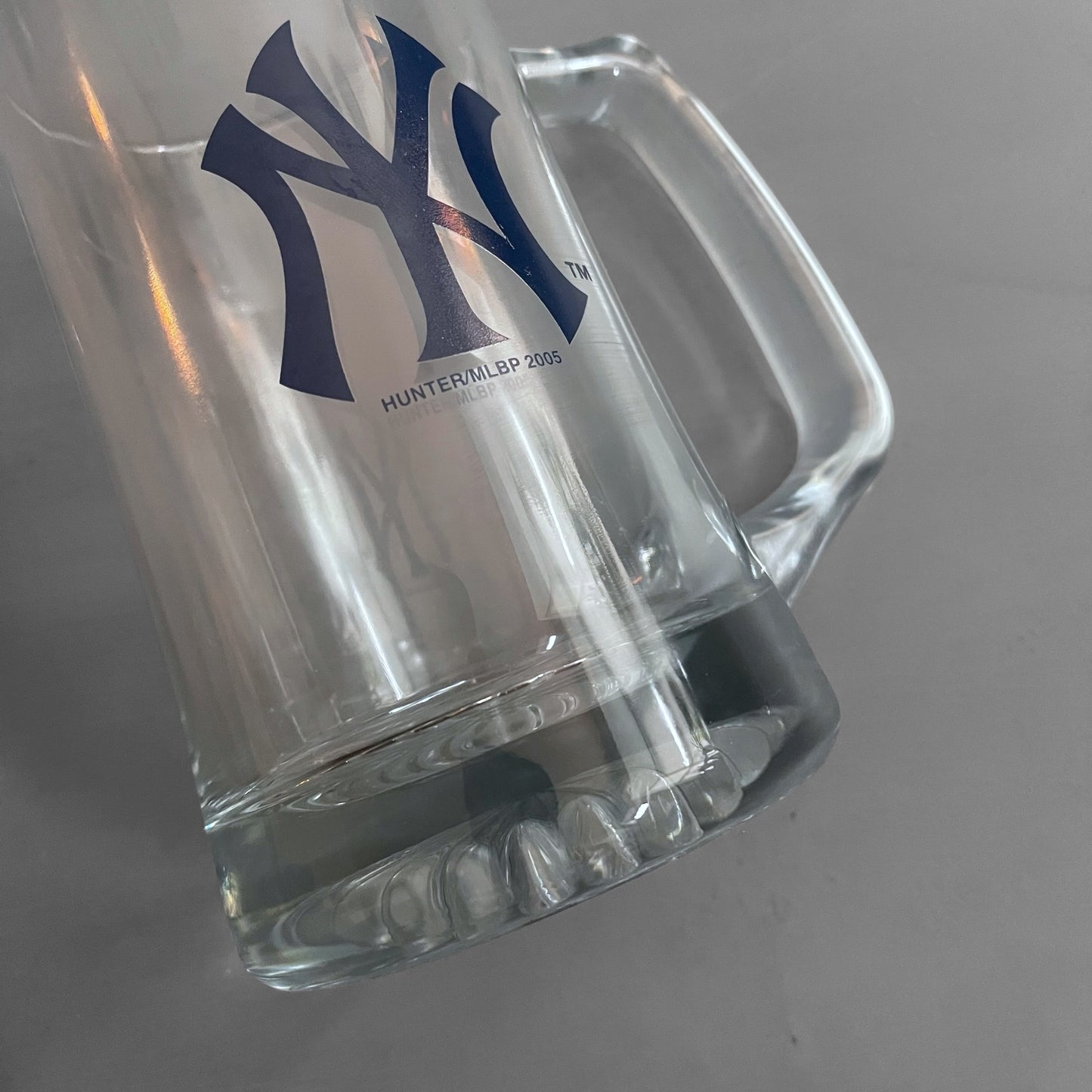 2005 New York Yankees big glass