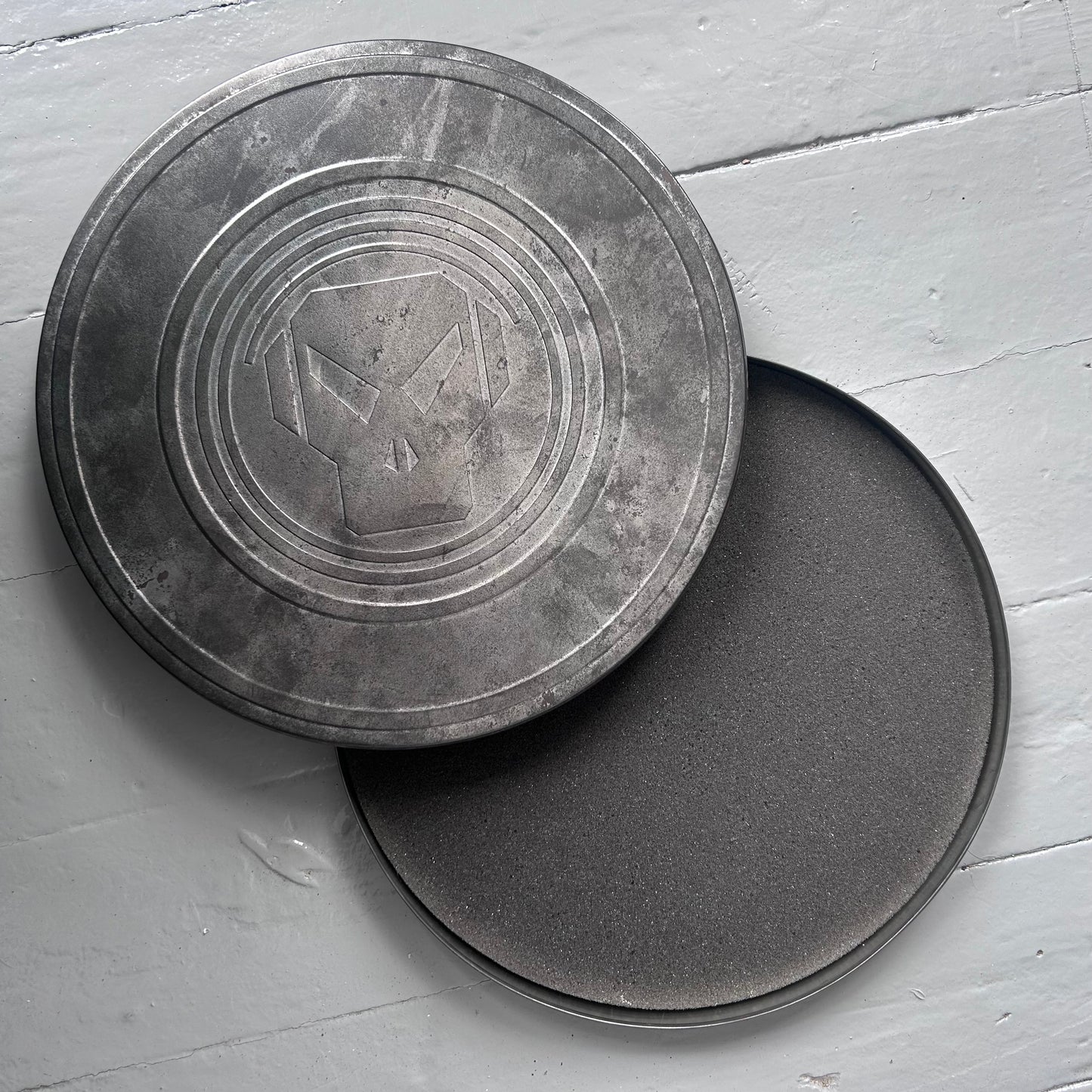 1990s Metalheadz vinyl tin