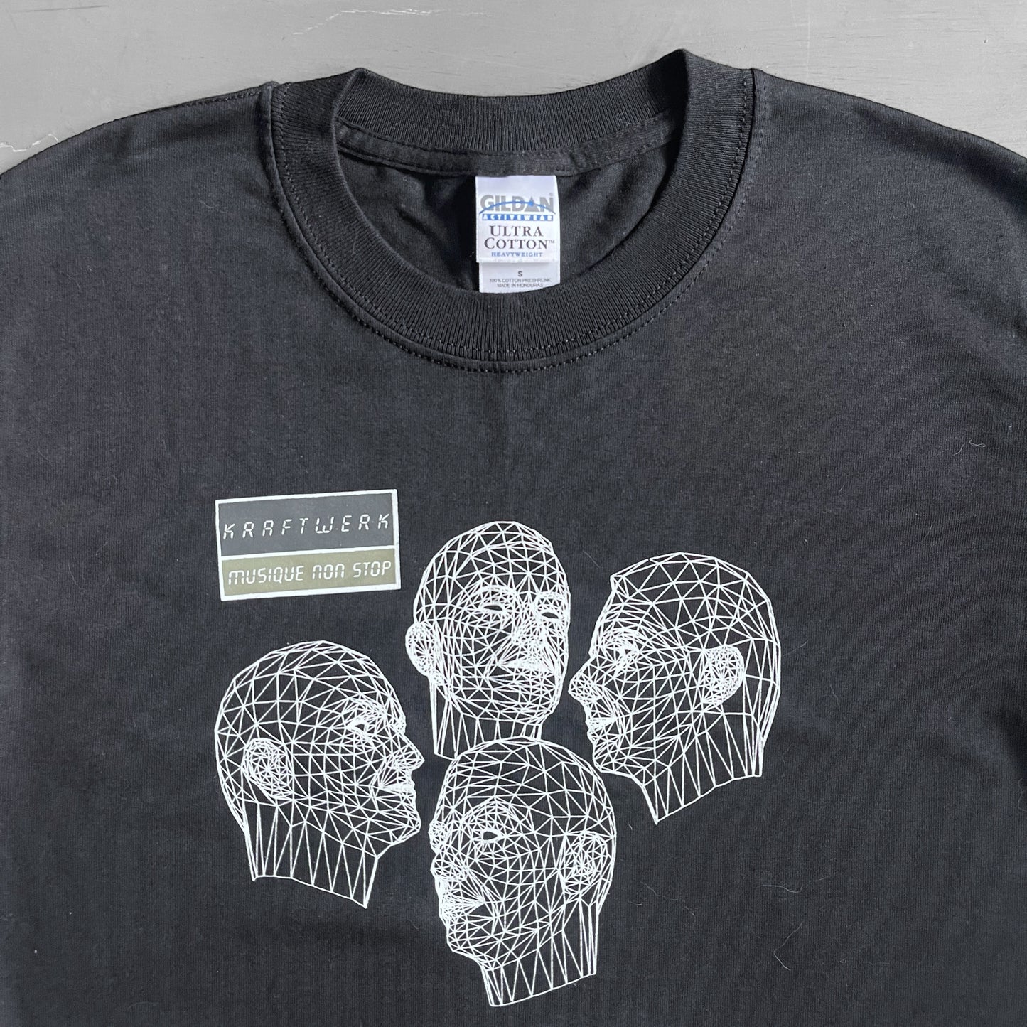 Early 2000s Kraftwerk Musique non stop T-shirt (S)