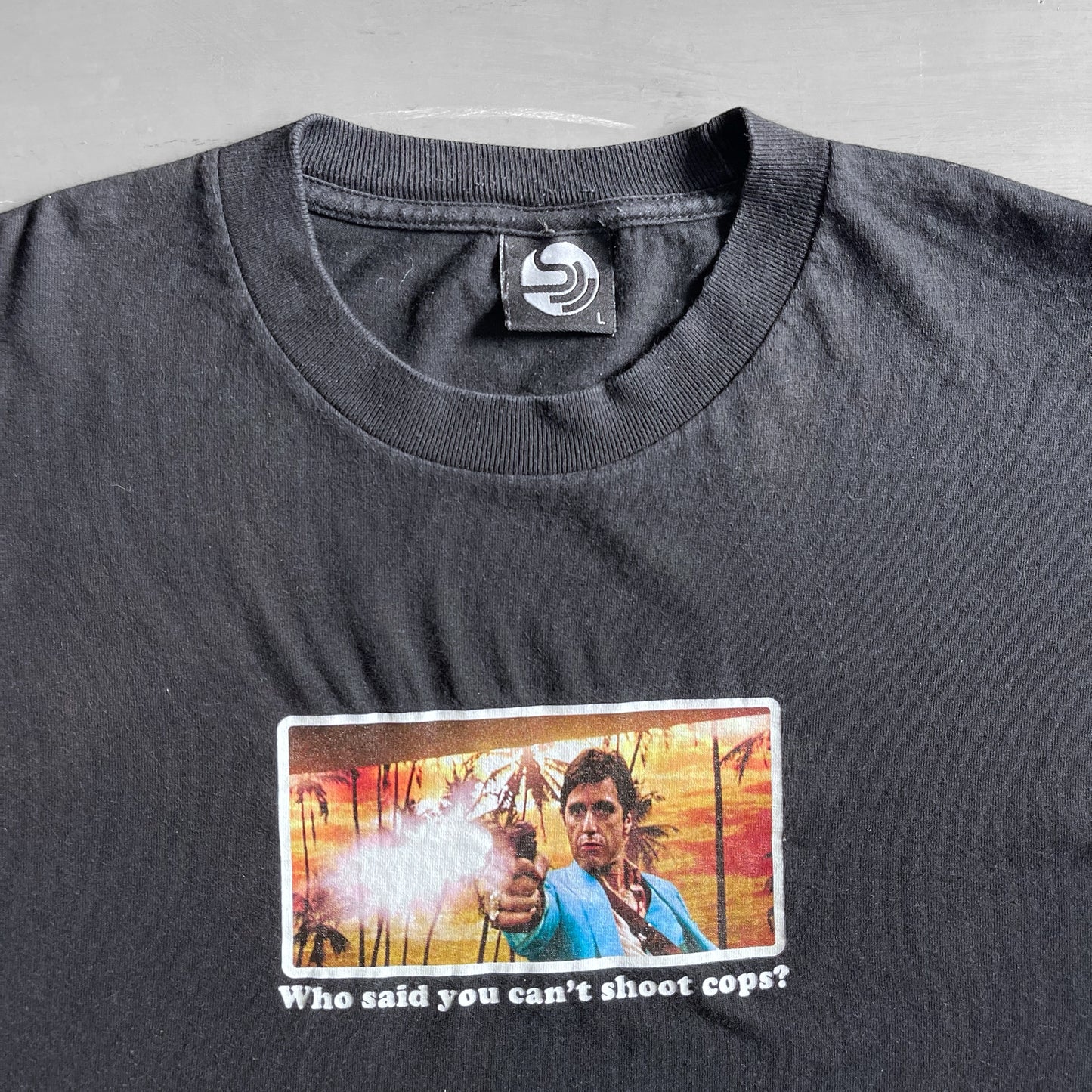 Early 2000s Scarface who said you can’t shoot cops? T-shirt (L)