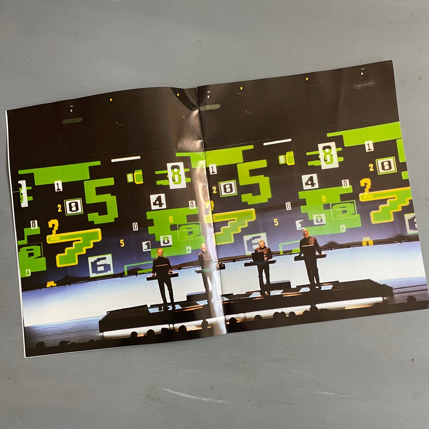 2004 Kraftwerk der katalog tour booklet