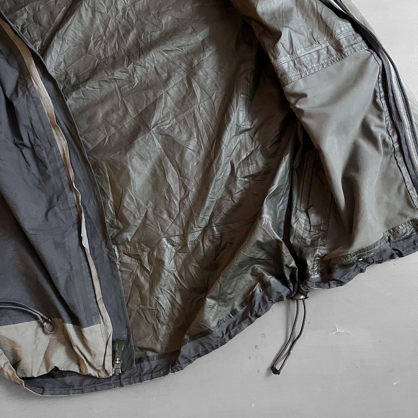 1990s L.L Bean Gortex jacket (L/XL)