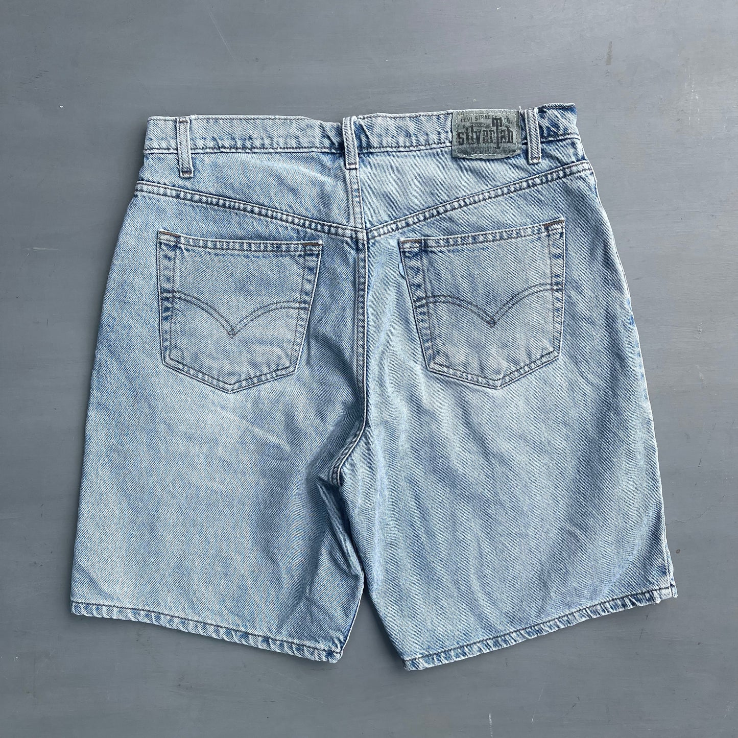 1990s Levi’s Silvertab relaxed denim shorts (36 waist)