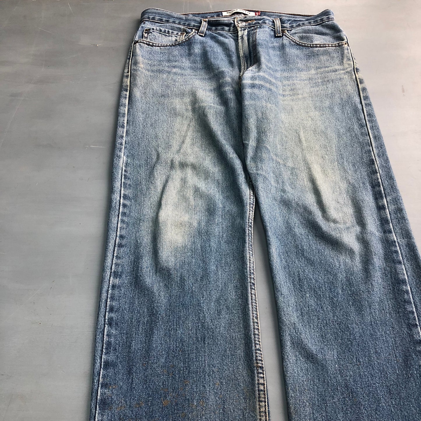 2000s Levi’s 505 straight leg jeans (34 waist)