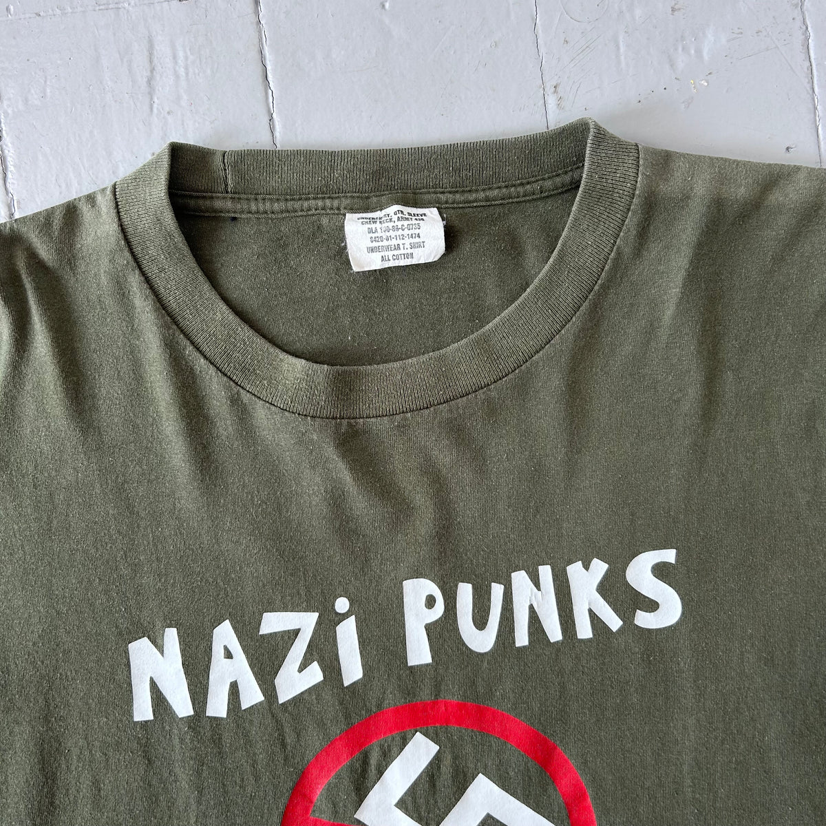 1990s Nazi Punks F**k off T-shirt (L)
