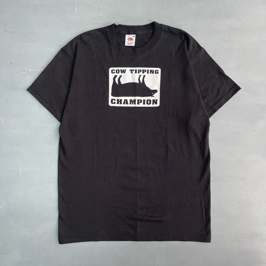 2000s cow tipping champion T-Shirt (M)