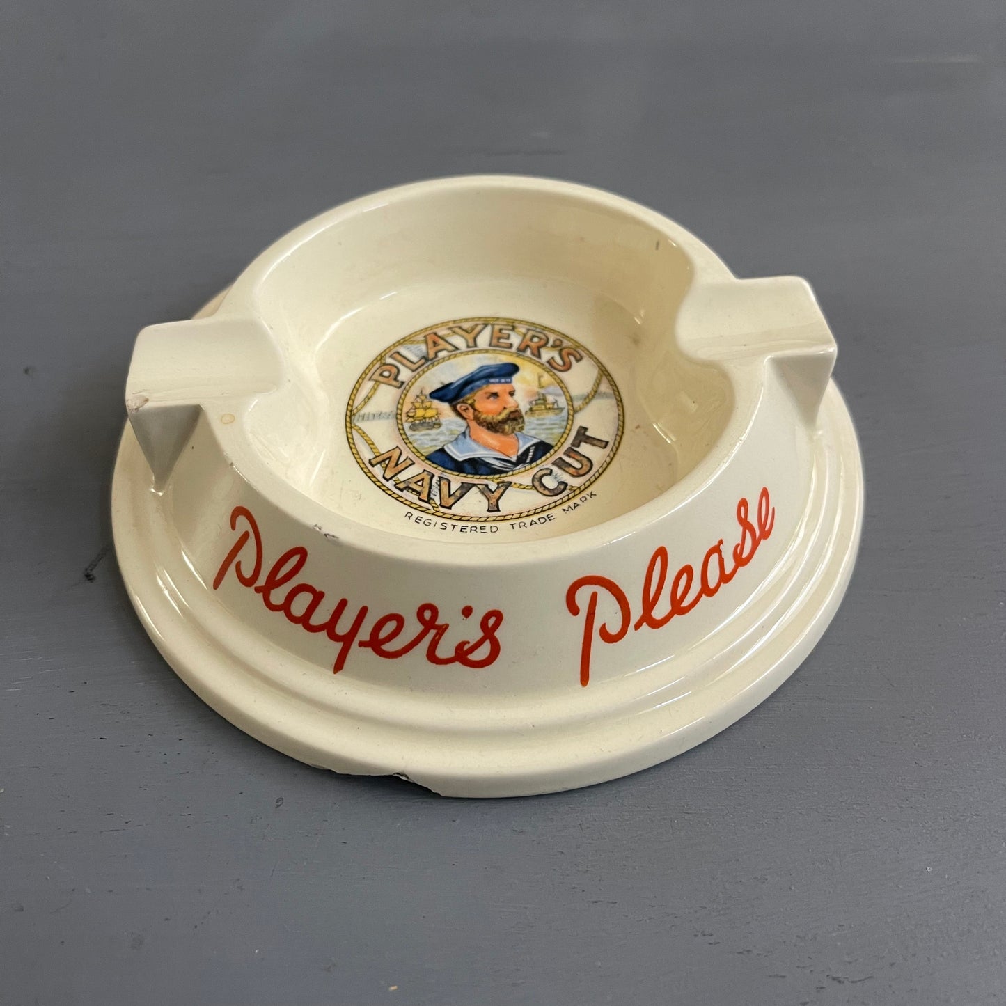 1990s Players Choice navy cut ash tray