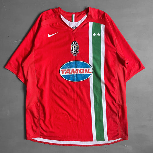 2005 Juventus away shirt (XL)